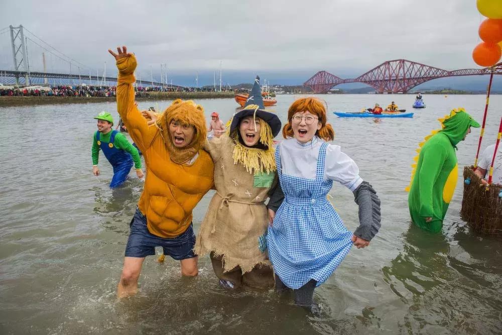 英国跨年的情景,英国跨年