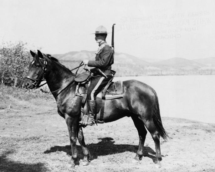 加拿大红衣服警察,加拿大皇家骑警红衣服