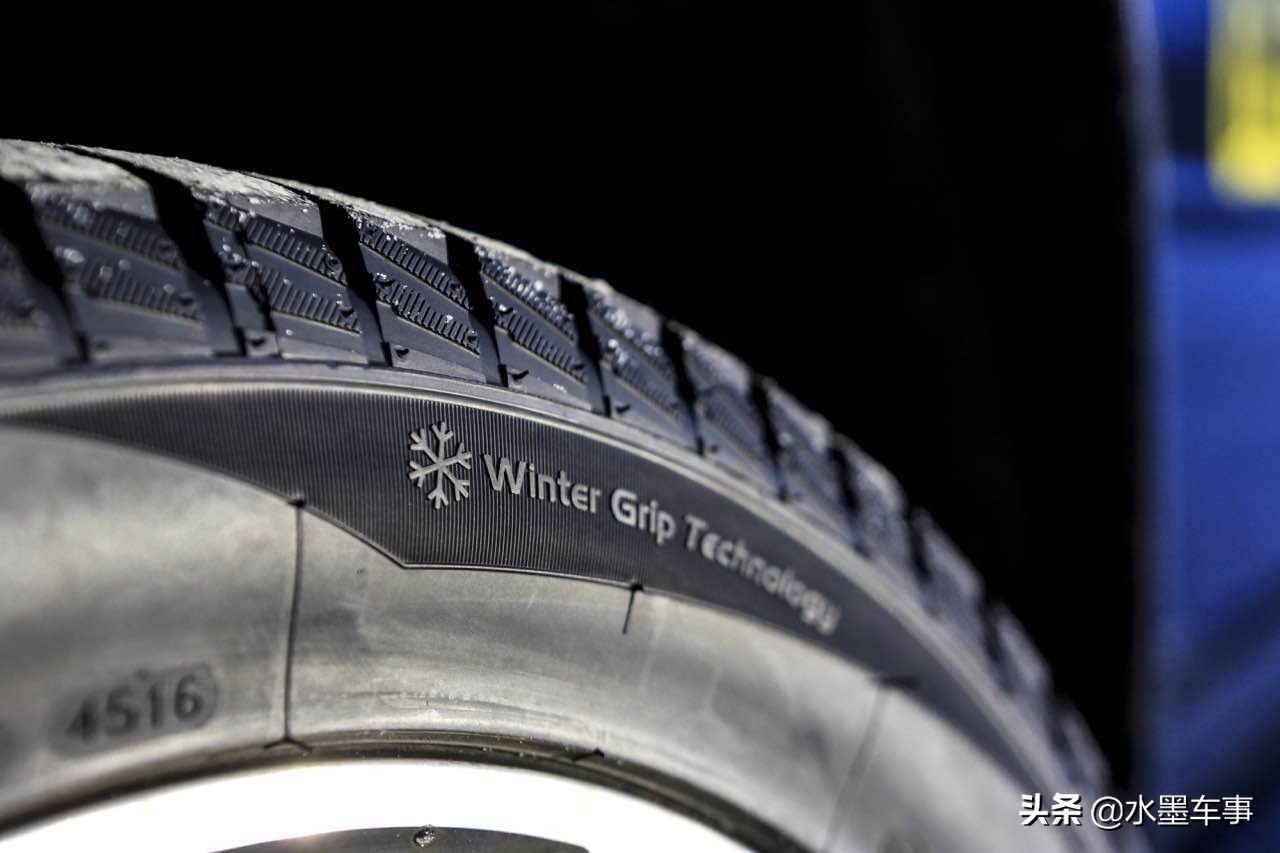 路面湿滑触发abs正常吗,abs一踩刹车就工作什么原因