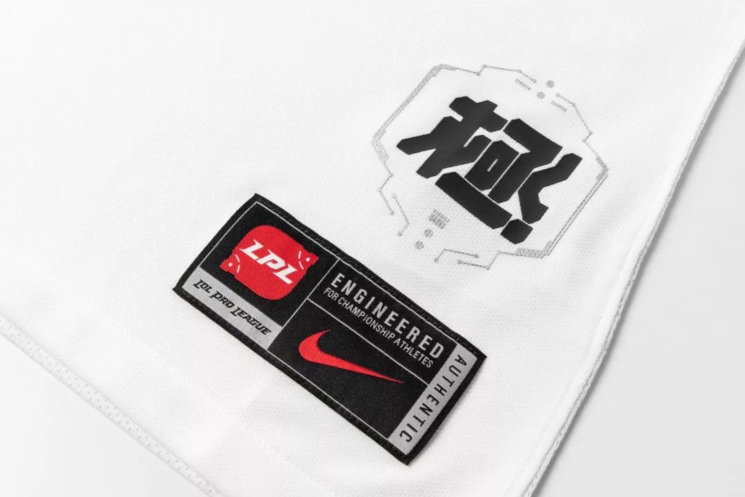 nikelpl队服,英雄联盟lpl与nike