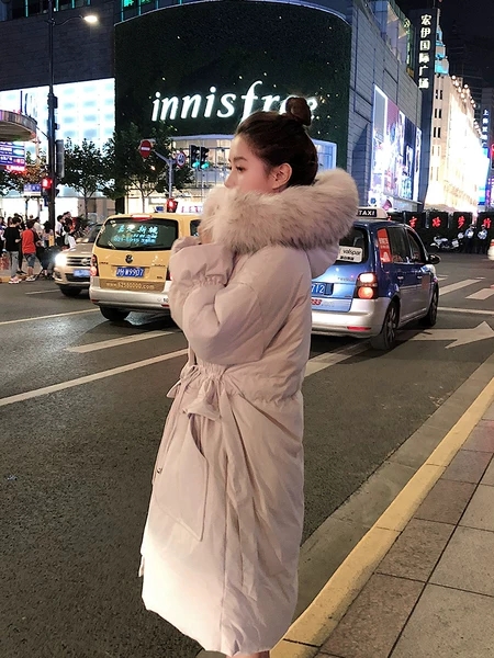 软绵绵的吐司面包,轻暖蓬松面包服