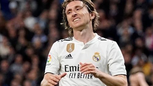 莫以成败论英雄完整版,莫以金钱论英雄下一句