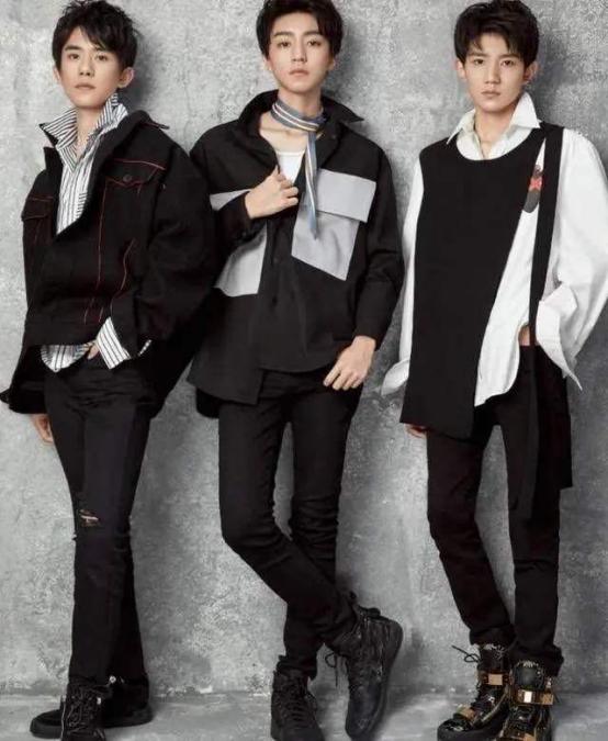 tfboys三个男孩的粉丝有多猛,tfboys三人轰动全场