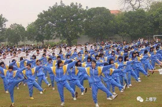 上海最美高中校服,上海小学校服好看前十名