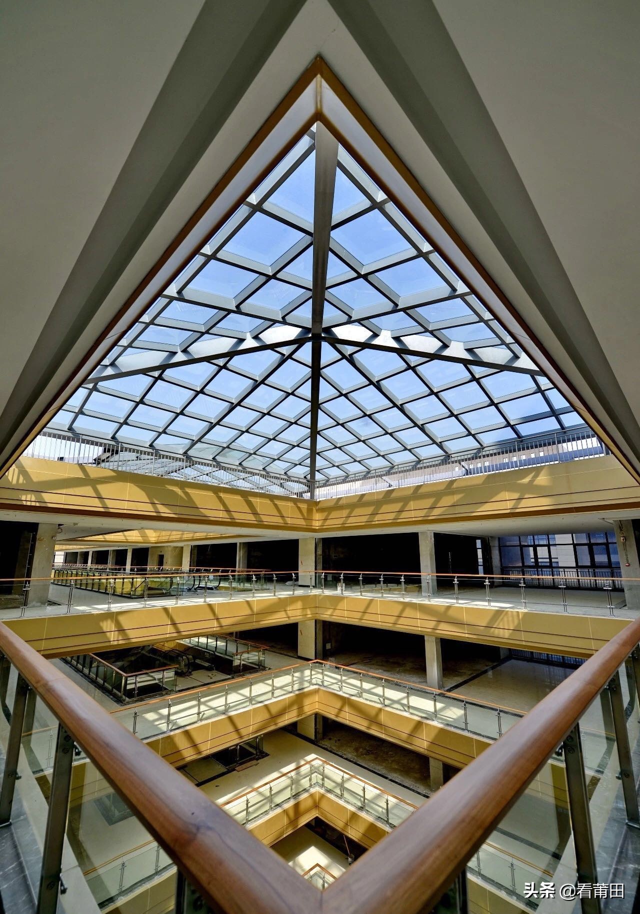 中国国际黄金珠宝博览会9月,中国黄金珠宝展销