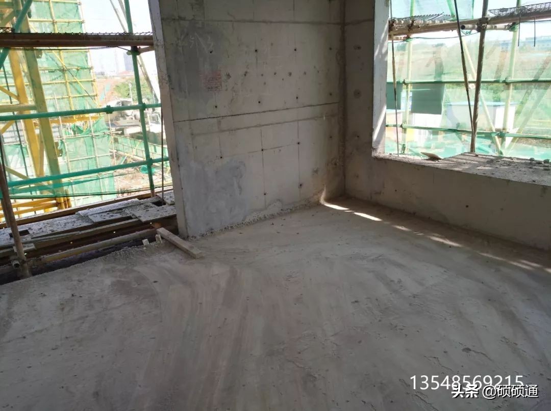 一种新型悬挑架的安装搭设装置,施工现场新型悬挑架