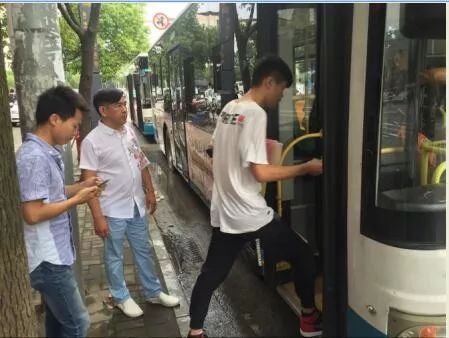 武汉8月下旬温度,武汉天热降温