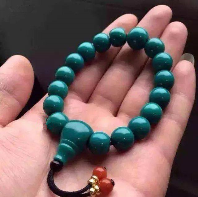 为什么都喜欢盘和田玉手串,为什么那么多人喜欢盘珠子