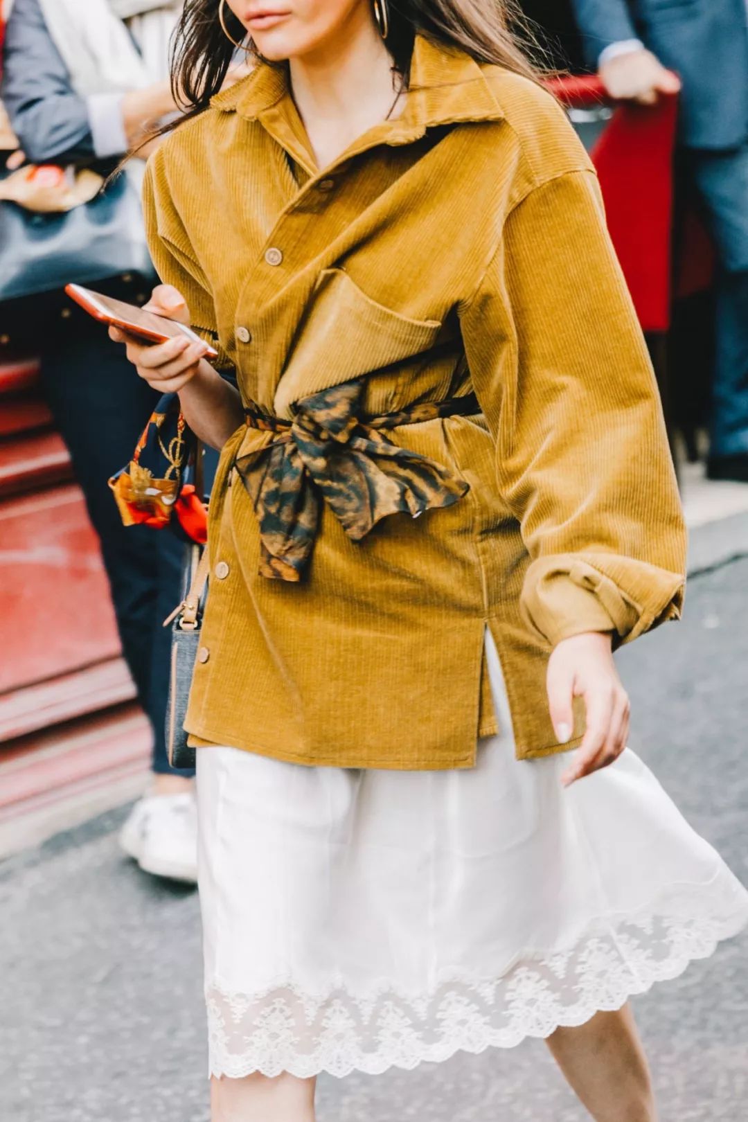周雨彤宋妍霏谁的穿搭好,周雨彤冬季穿搭