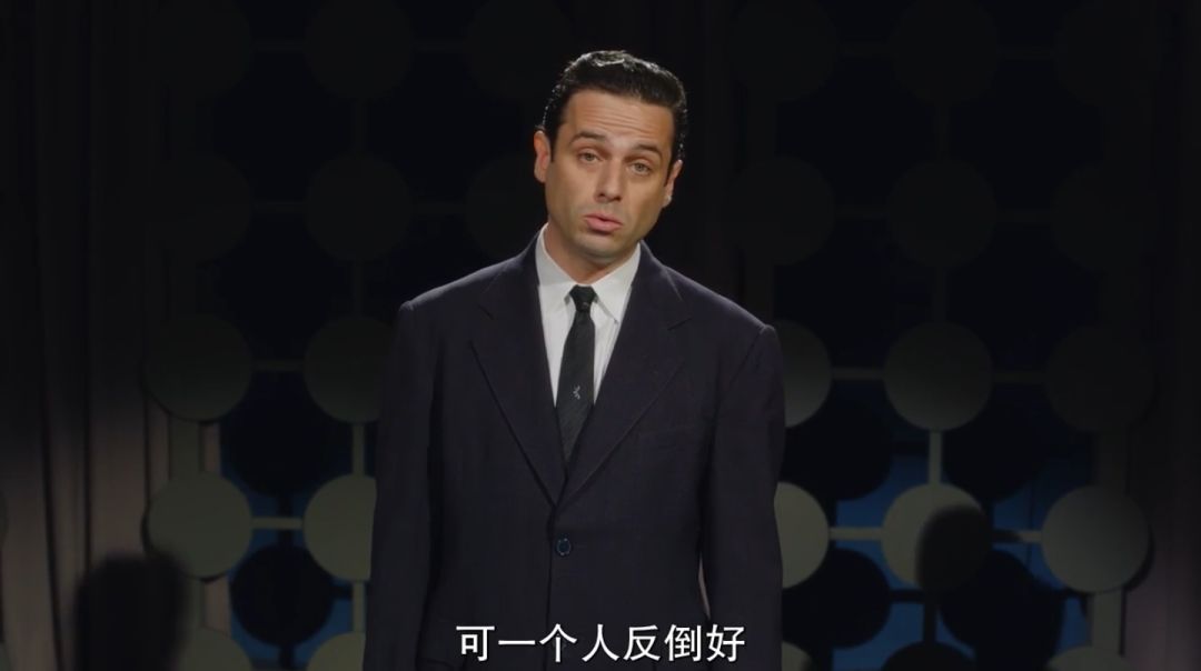 那个*点露**的女神，又带着黄段子回来了！