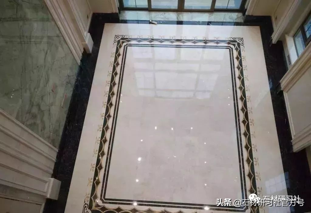 装修玻璃破碎的原因,装修碎砖怎么处理