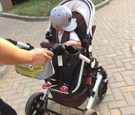 婴儿车的使用说明及关注事项,婴儿车关注事项