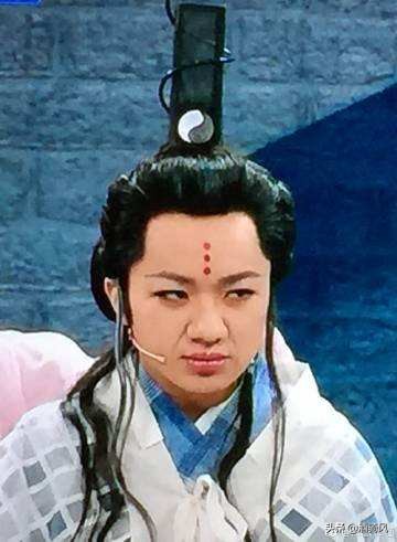 灭绝师太没追上青翼蝠王,灭绝师太峨眉武功