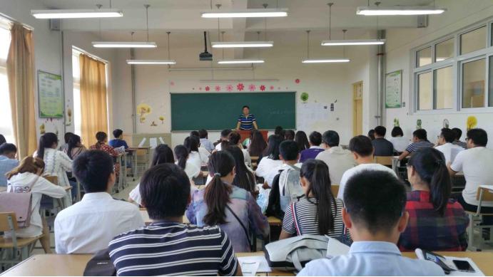 什么是自考本科有哪些优缺点,什么是自考专升本
