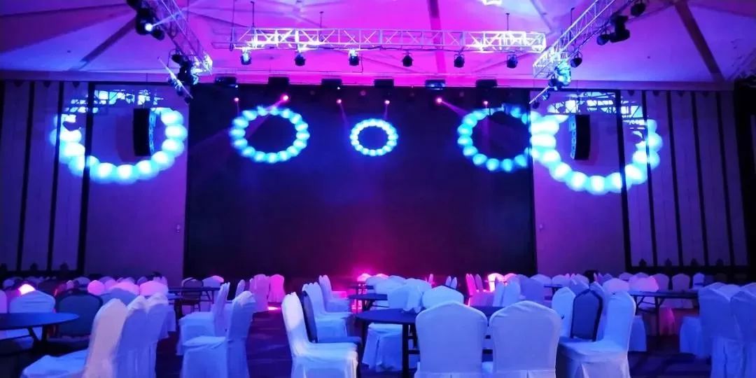 五星级酒店的音响,泰兴金陵国际大酒店标准房间