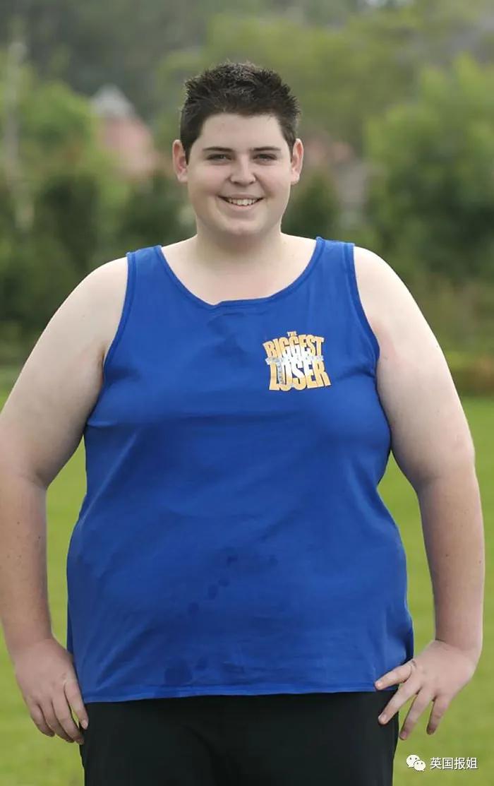 近期帅翻外网的性感鼓手和火辣消防员，减肥前长这样？