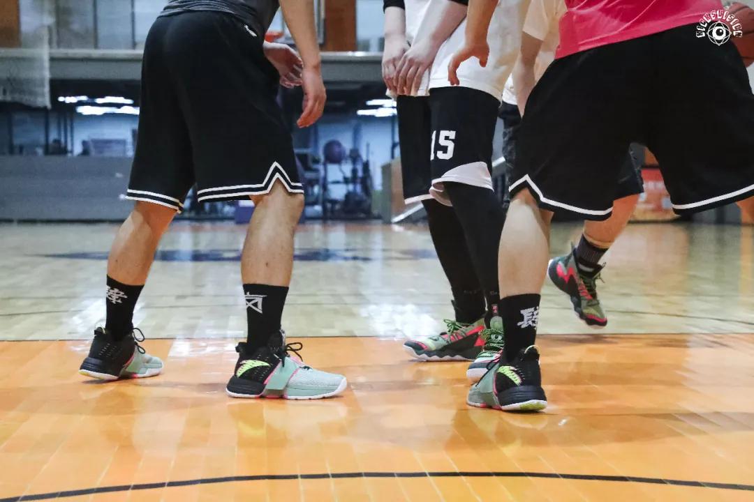 无论是打球还是穿鞋，你都「要疯」一点|KVSN众测