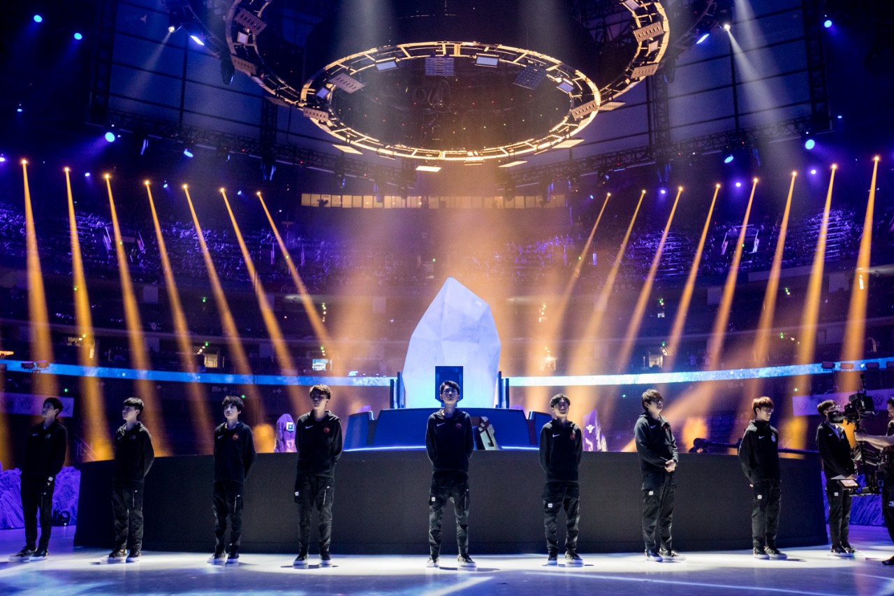 nikelpl队服,英雄联盟lpl与nike