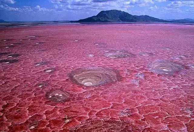地球上长得最不像地球的地方,世界上最不像地球的地方景色