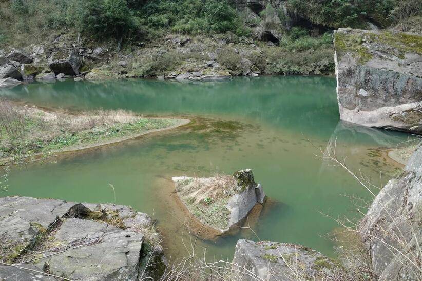 山似剑水如蓝，曾经年少在建南—建南纪事（上）