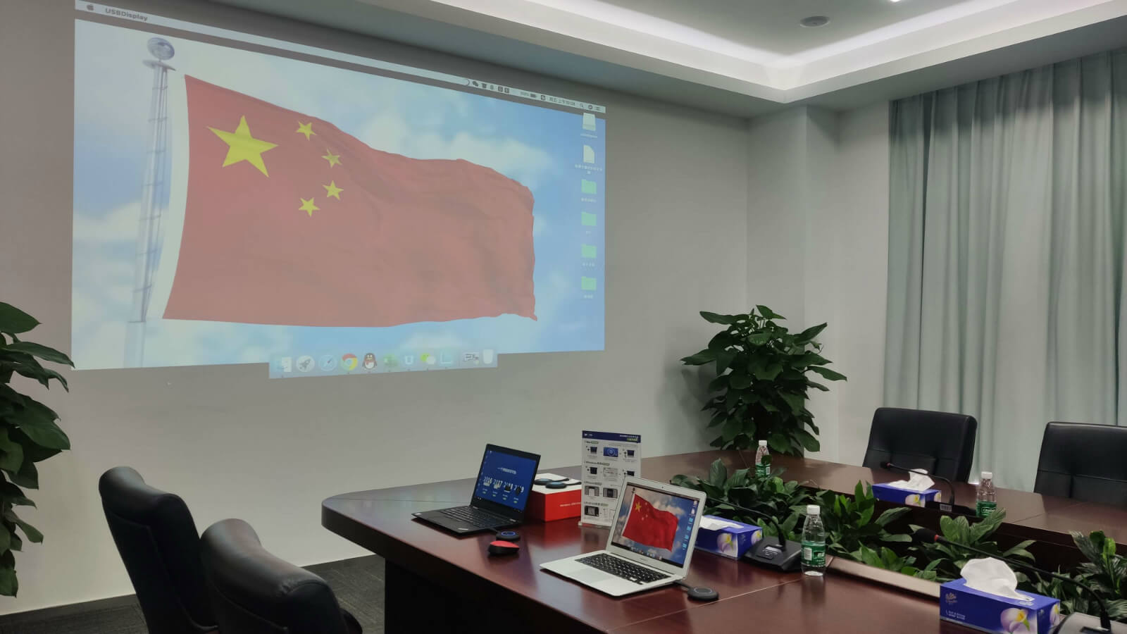 怎么将电脑无线投屏到大屏幕上,win10电脑怎么无线投屏到电视机