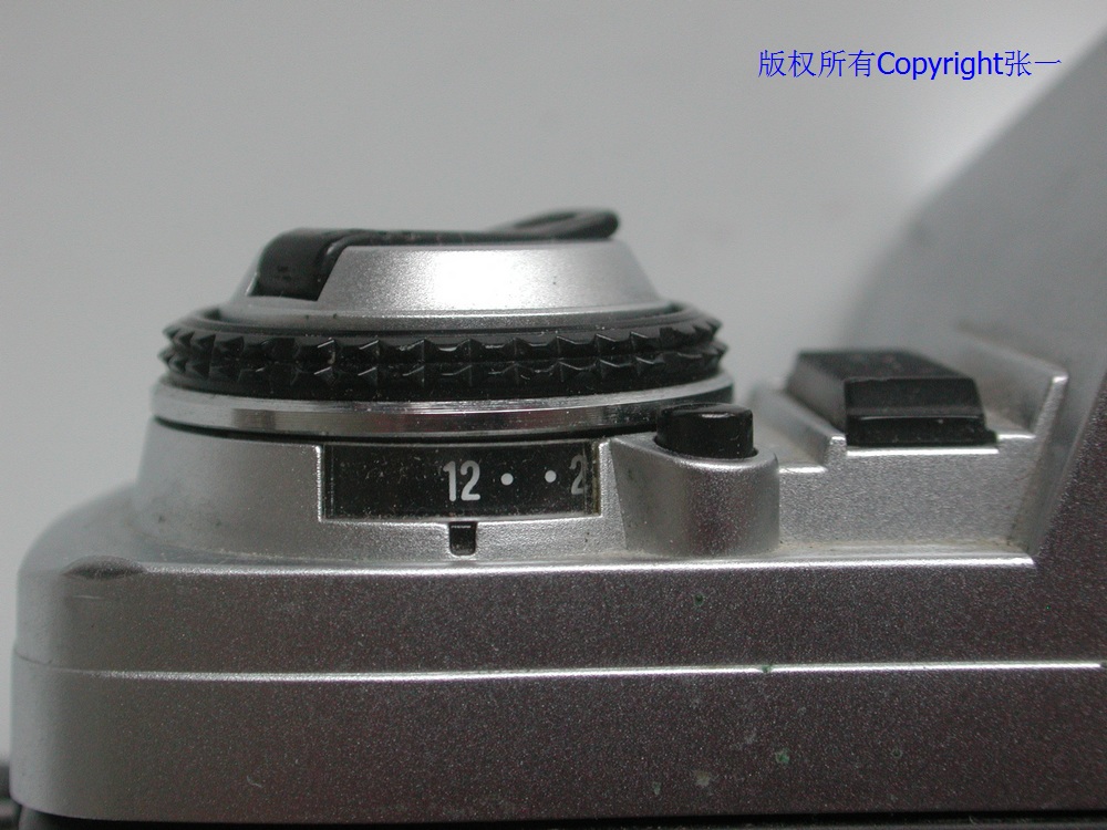 由中国海鸥DF-300贴牌而来的德国RevueDF-300单反照相机!