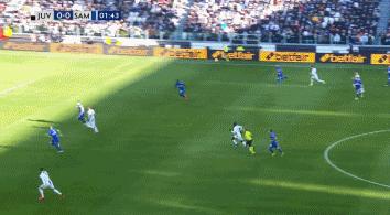 梅西和c罗35次对决谁赢得多,c罗被梅西压制的5大瞬间