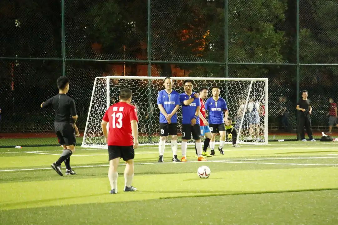 够劲！过瘾！康健第一届“康乐杯”足球邀请赛你看了吗？