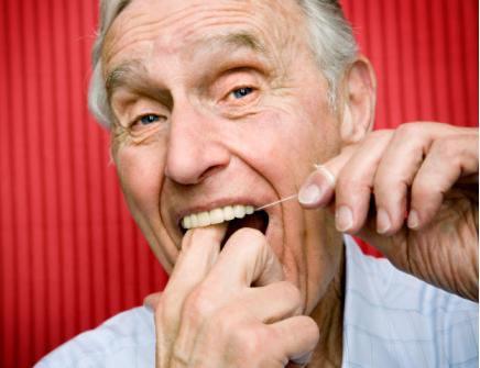 年纪大了也会龅牙吗,年纪大了就一定掉发吗