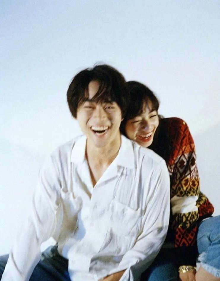 如果你嗑的cp官宣了你会怎么样,官宣cp最近