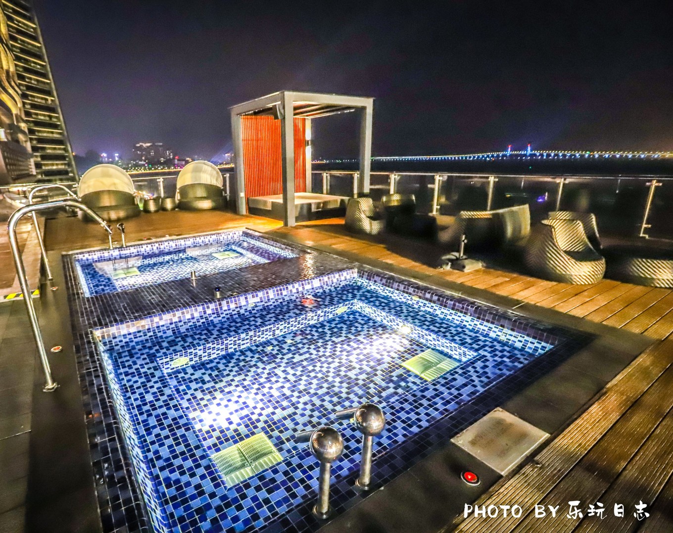 珠海三天三夜的旅游攻略海边,珠海海景酒店全海景房自助餐