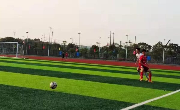 湘潭市足球比赛冠军,湘潭凤凰初级中学九年级风采大赛