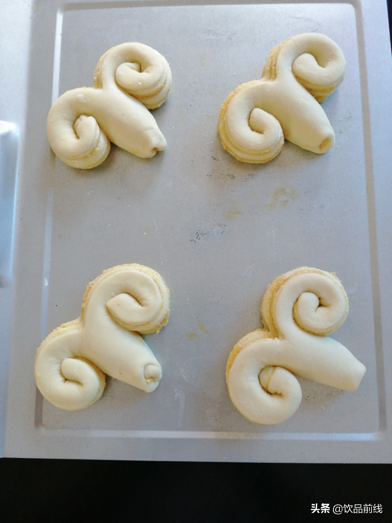 羊角面包制作视频,羊角面包制作方法