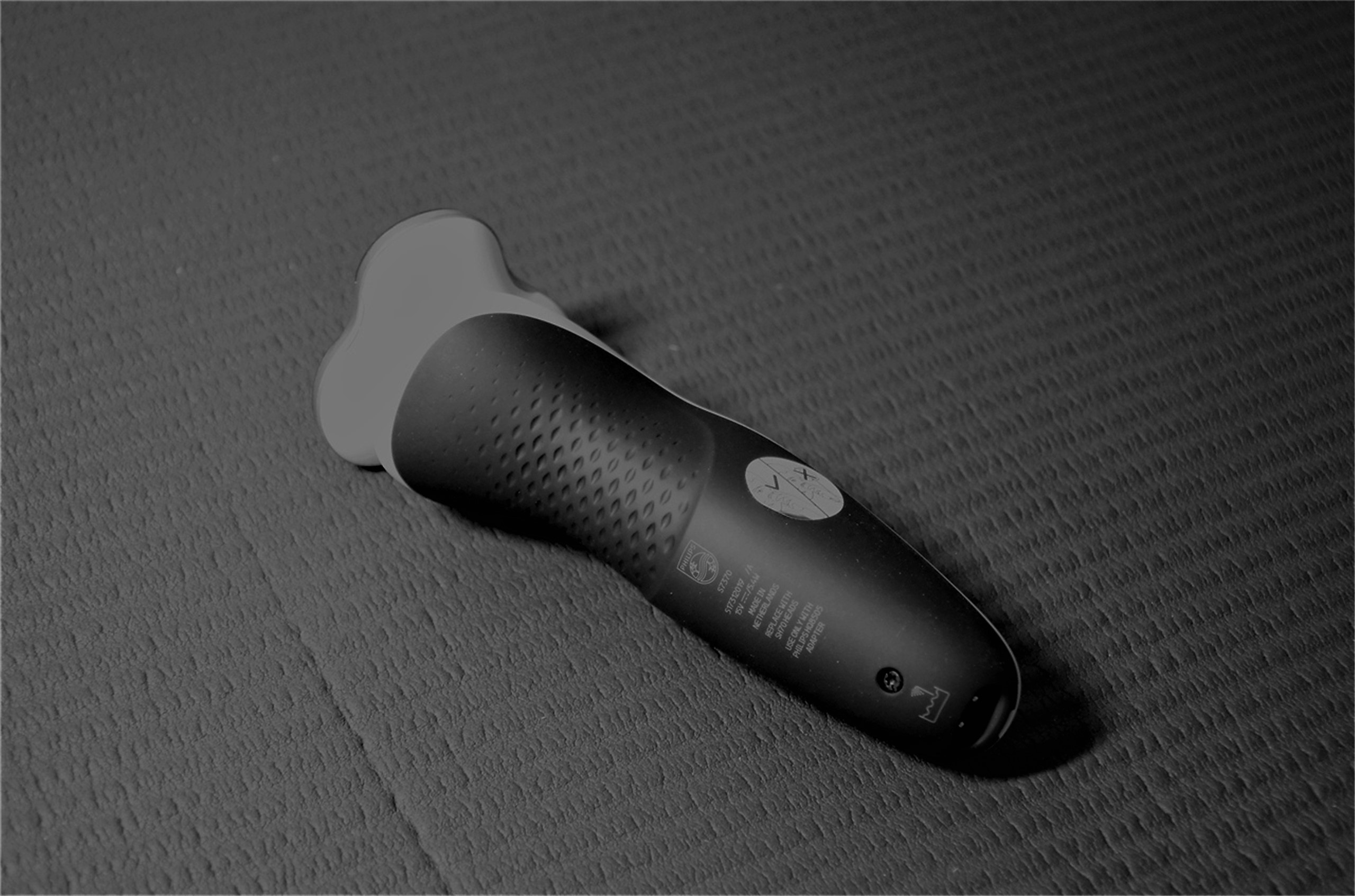 飞利浦s7000剃须刀怎样全身水洗,飞利浦剃须刀s7000使用说明