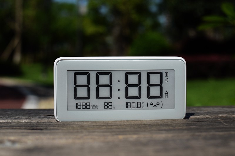 米家温湿监测电子表怎么调时间,米家温湿度电子表调时间