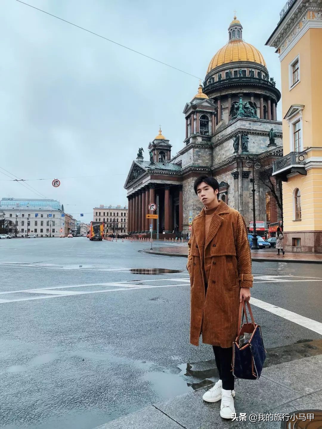 俄罗斯百年商城—DLT110岁生日快乐