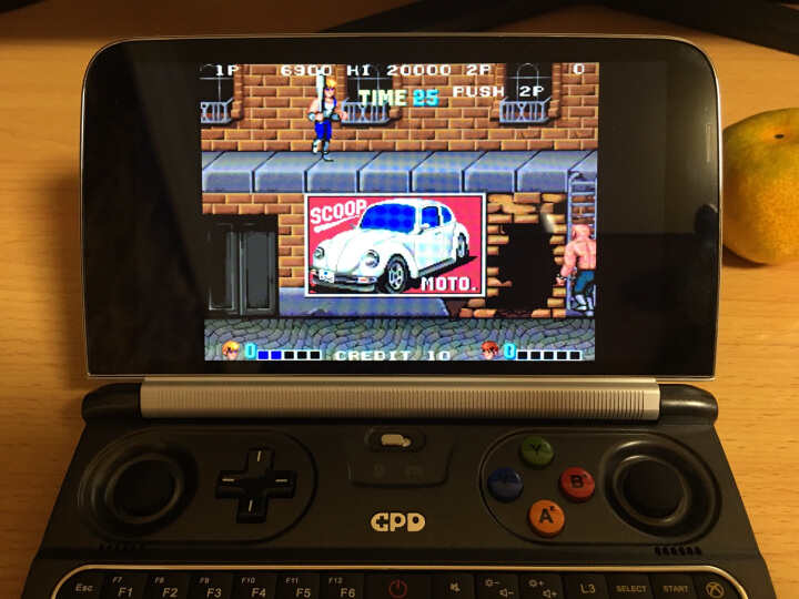 256G固态性能不虚小米，6寸掌机手感不输黑莓，游戏7天真实体验