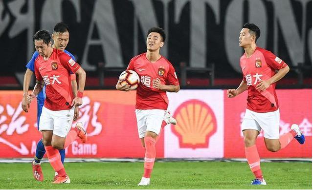 卡纳瓦罗后防新消息,卡纳瓦罗两招助恒大致胜