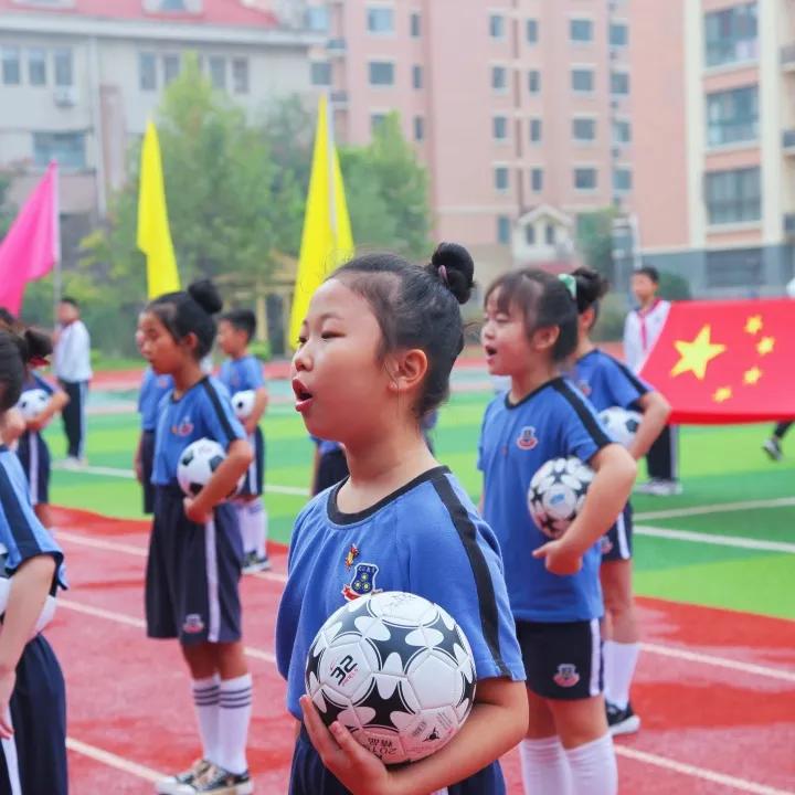 潍坊光正·潍州外国语学校童心向*党**，超越梦想。2021年秋季运动会掠影