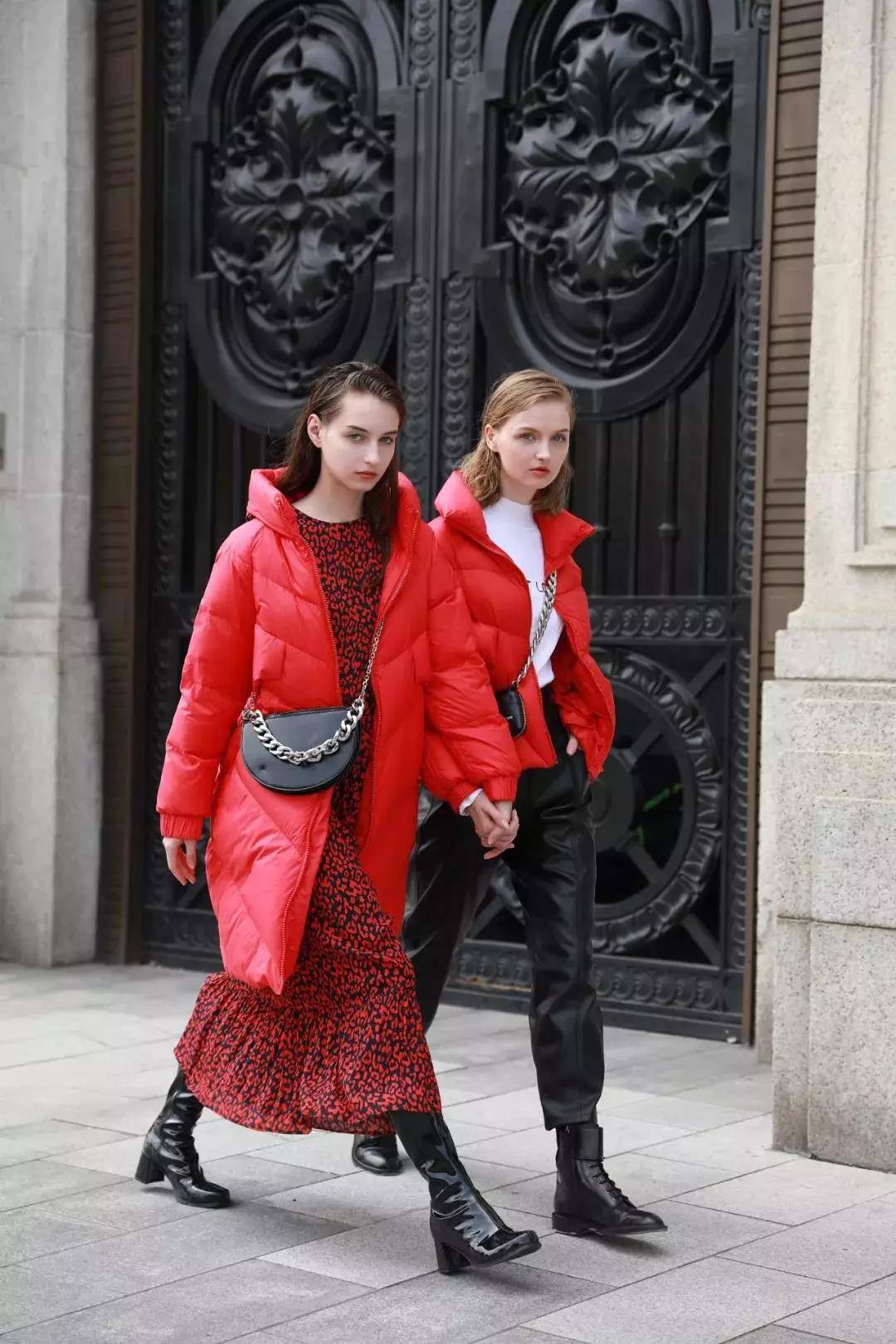 不是羽绒服买不起主要是时尚,谁说羽绒服没有时尚感