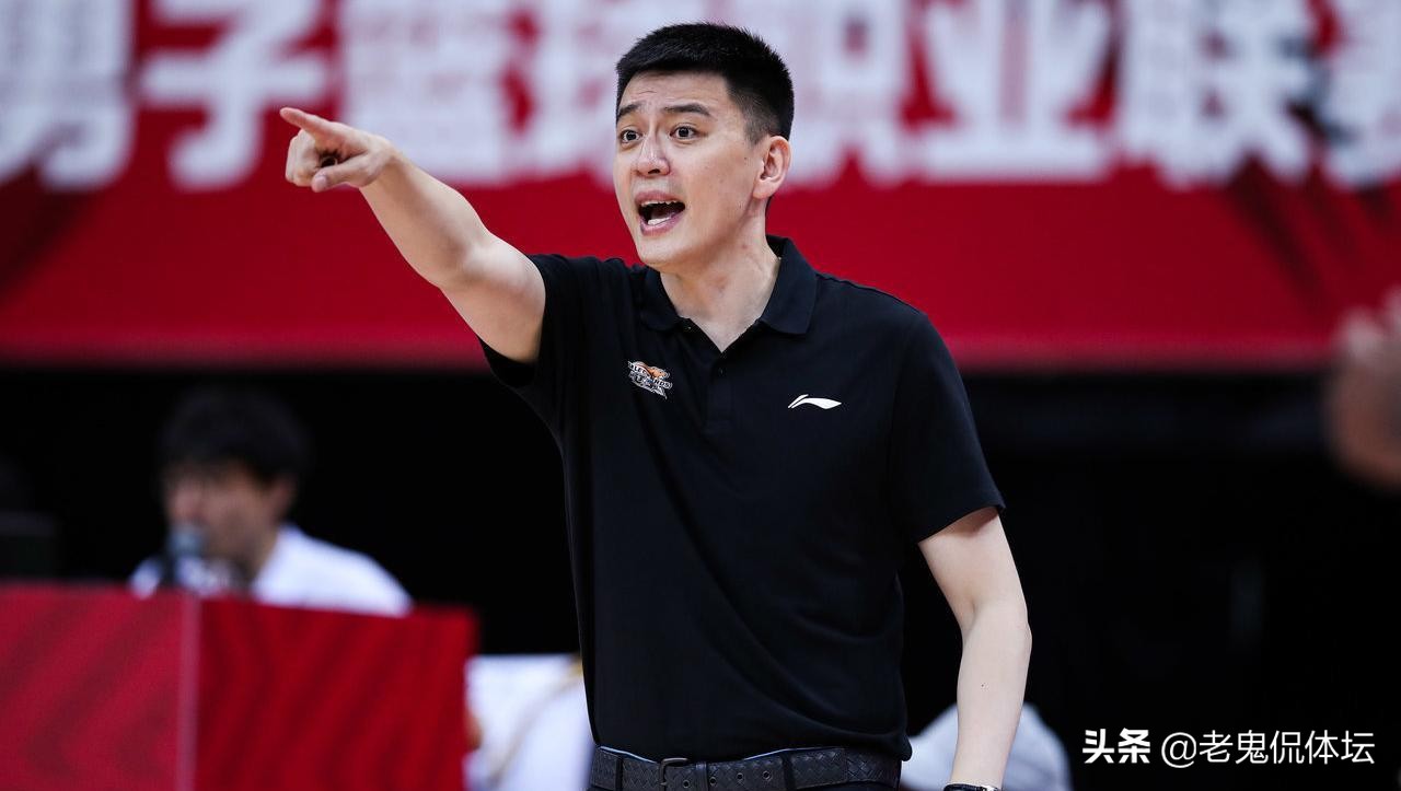 回应郭士强评价杨鸣,辽篮正能量励志