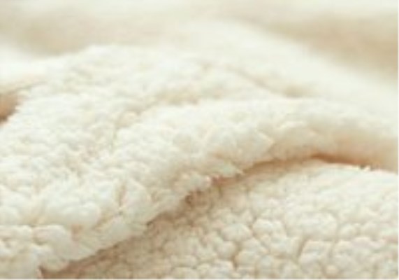 *藏西**出一男装“暴雪衣”，漫天大雪不怕冷还特有范，要害不贵