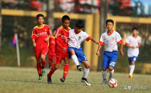 百年足球俱乐部山东,山东电力哪一年接手鲁能足球