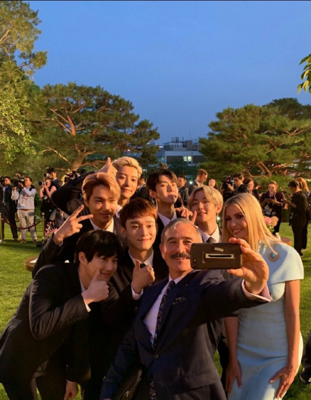 exo是baekhyun吗,exo是爱丽吗