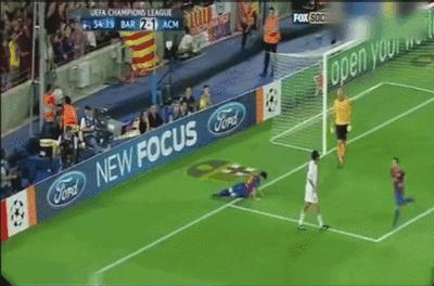 绿茵信仰罗纳尔多第三关花式,冲阵无双