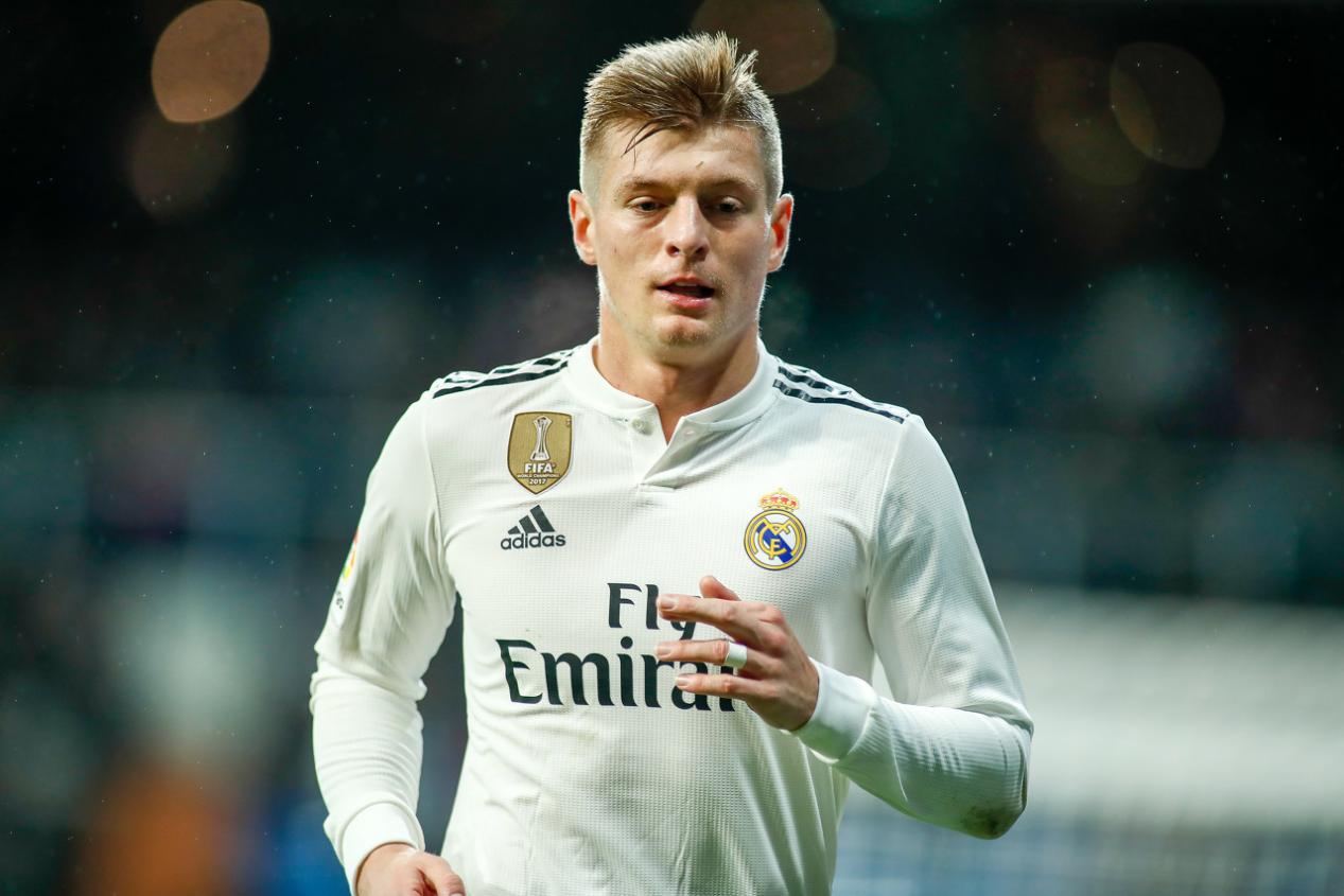 哈维和皮尔洛的关系,哈维和克罗斯哪个强