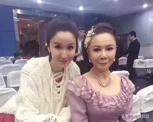 吴彦祖和赵本山越来越像,吴彦祖和赵本山