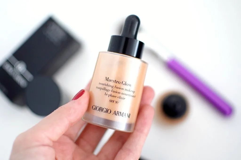 真哑光,999口红哑光很拔干是正品吗