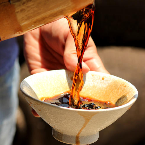 适合泡药酒的4款白酒，口感好留香长，行家都喜欢