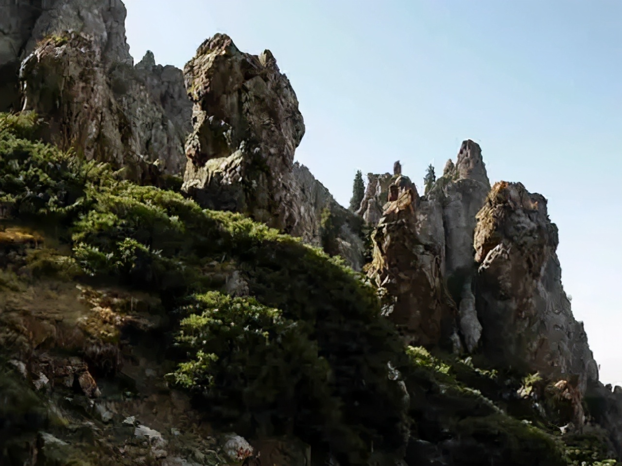 天山天池博格达峰马牙山,博格达峰马牙山